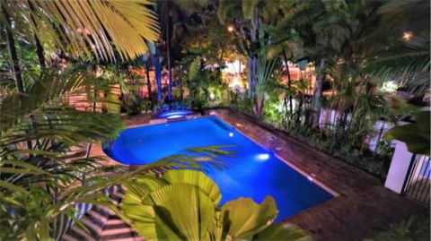 Taste Of The Tropics - Accommodation China 3