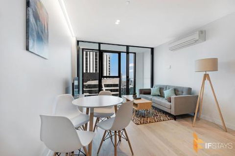 IFSuites (IFSTAYS) Light House Apartment - Accommodation Guide 4