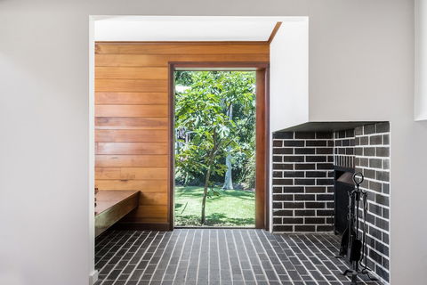 Your Luxury Escape - Cedar View - Accommodation Asia 4