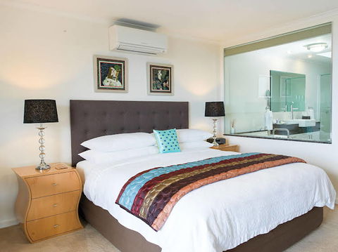 Hilltop On Rhyll - Accommodation Asia 0
