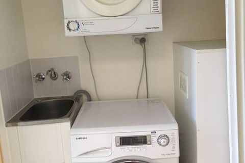 Regent Place Apartments - Accommodation Guide 7