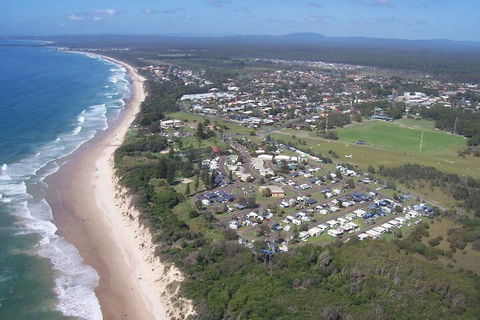Lanis On The Beach - Old Bar - Accommodation Guide 2