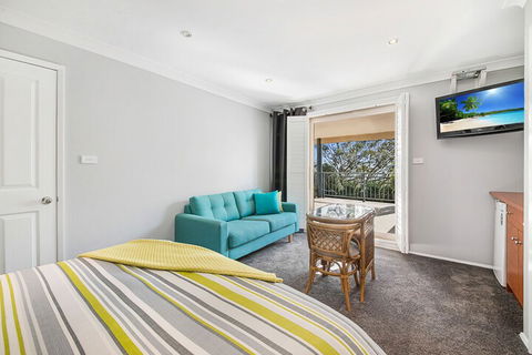 Forresters Beach Bed & Breakfast - Accommodation Guide 5