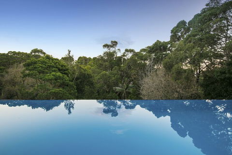 Lyndon Haven - Accommodation Asia 7