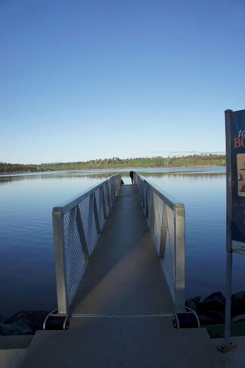 Tranquility Waters - Accommodation Guide 0