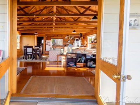 Palana Beach House - Accommodation Guide 4