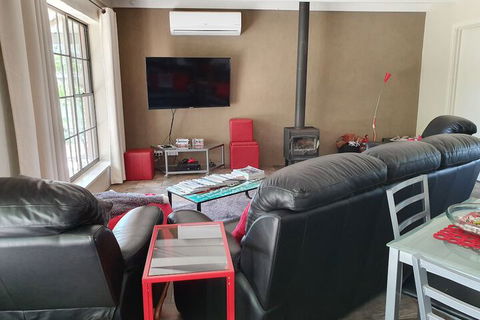 Under The Vines - Accommodation China 5