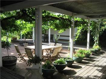 Avoca House & Cottage Accommodation - Accommodation Asia 0