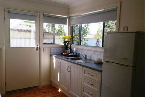 Annabelles Cottage - Accommodation Guide 2