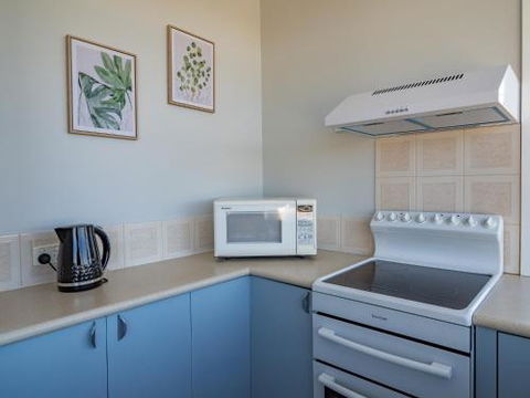Sea180 Merimbula - Accommodation Guide 2