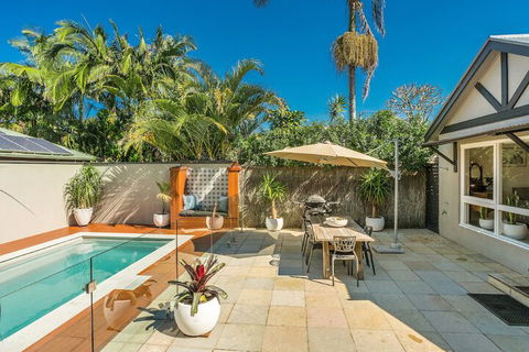 A PERFECT STAY - 3 Little Pigs - Accommodation Asia 6
