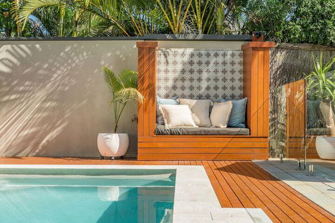 A PERFECT STAY - 3 Little Pigs - Accommodation Asia 2