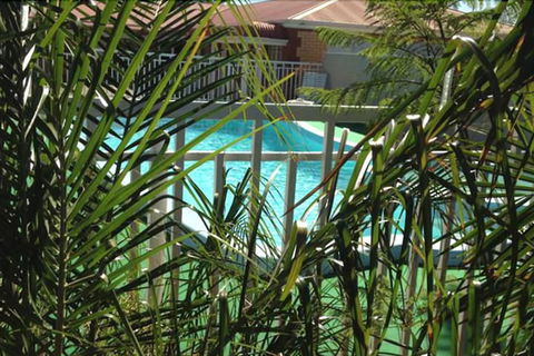 Charles Rasp Motor Inn & Cottages - Accommodation Asia 5