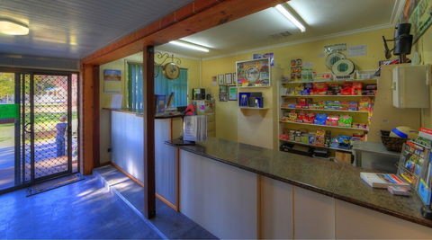 Beechworth Lake Sambell Caravan Park - Accommodation Guide 5