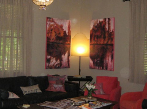 Finches Of Beechworth - Accommodation Guide 6