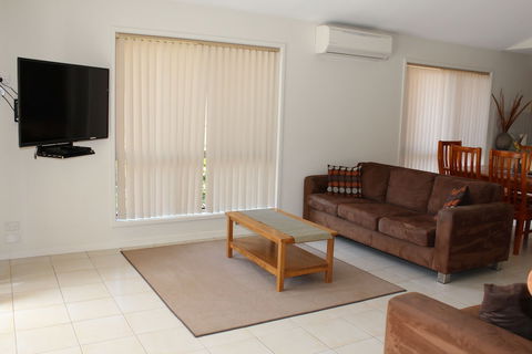 Parker By The Sea - Accommodation Asia 2