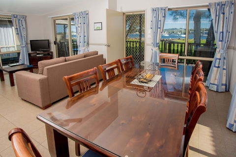 BIG4 Batemans Bay At Easts Riverside Holiday Park - Accommodation Asia 4