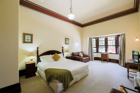 Petersons Armidale Winery & Guesthouse - Accommodation Asia 6