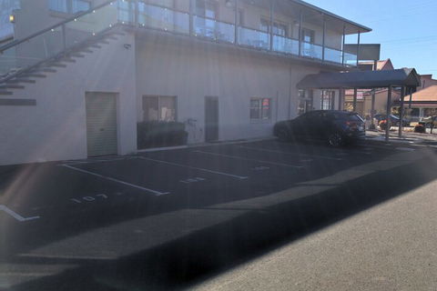 New England Motor Inn - Accommodation Asia 5