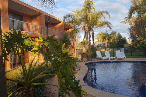 Crystal Fountain Motel Albury - Accommodation Guide 4