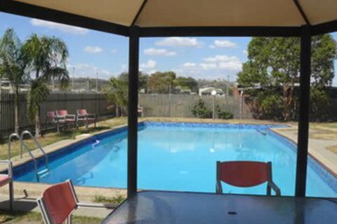 Australia Park Motel - Accommodation Guide 2