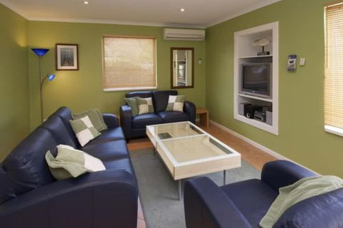 Albany Harbourside Apartments And Houses - Accommodation Guide 4