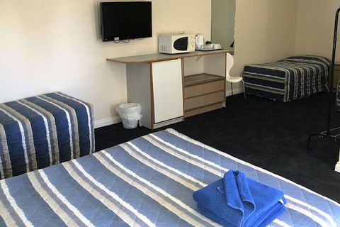 City West Motel - Accommodation Asia 4