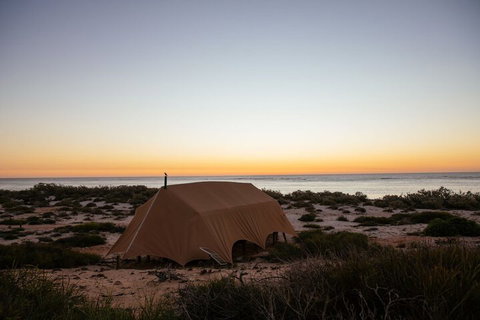 Sal Salis - Accommodation Guide 7