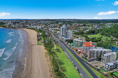 Ocean Boulevard - Accommodation Guide 1