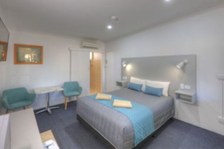 Furracabad NSW Accommodation Asia