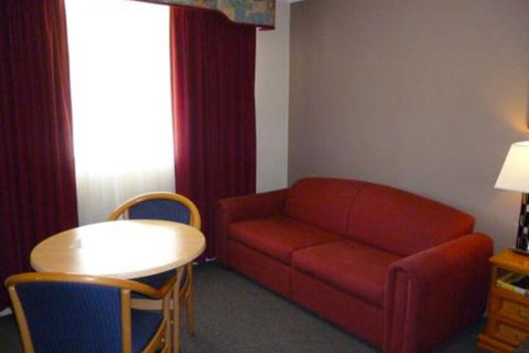 Highlands Motor Inn - Accommodation Guide 2