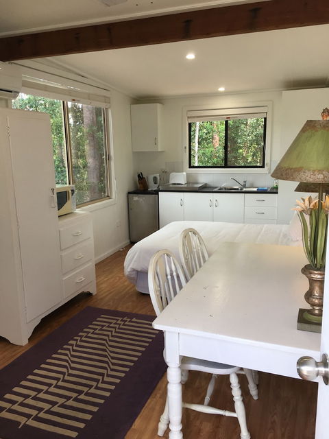 Mango Hill Farm - Accommodation Guide 1