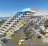 Burgess  Kings Beach Apartments - Accommodation Asia