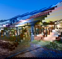 Treetops Seaview Montville - Accommodation Asia