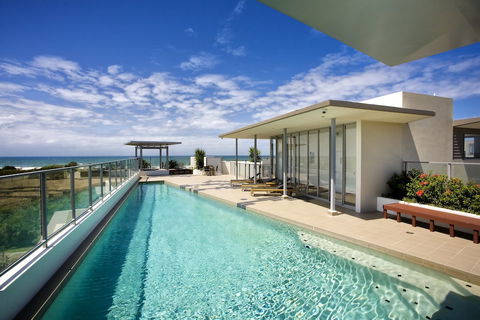 White Shells Luxury Apartments - Accommodation Asia 3