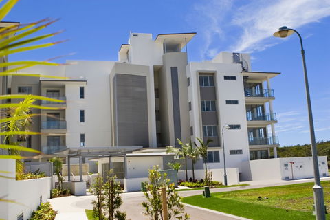 White Shells Luxury Apartments - Accommodation Asia 0