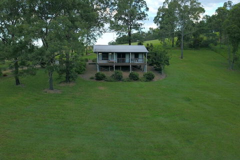 Melawondi Spring Retreat - Accommodation Guide 3