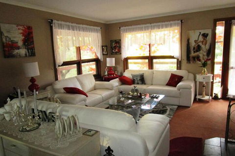 Southern Vales Bed & Breakfast - Accommodation Asia 3