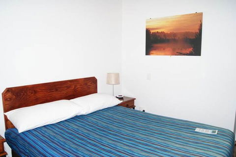 Diggers Tavern - Accommodation Guide 7