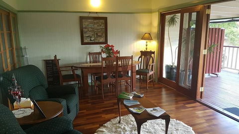 Amamoor Homestead B&B And Country Cottages - Accommodation Guide 6