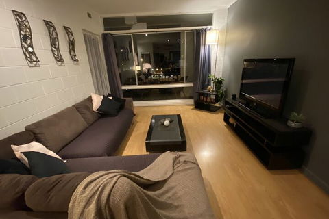 Apartment On Tennyson - Accommodation Asia 3