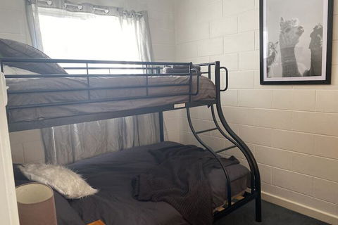 Apartment On Tennyson - Accommodation Asia 6