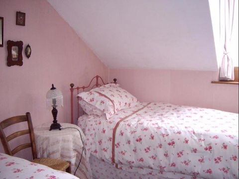 Waverley Cottages - Accommodation Asia 1