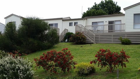 Lookout Holiday Units - Accommodation Asia 3