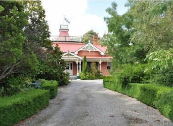 Ormiston House - Accommodation Asia 1