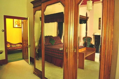 Ormiston House - Accommodation Asia 6