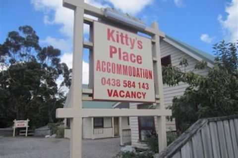 Kittys Place - Accommodation Asia 2