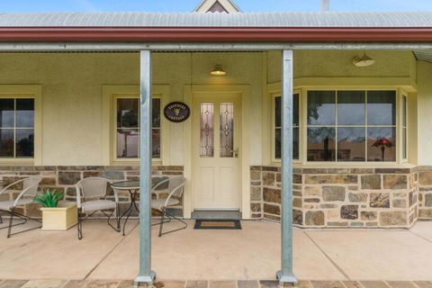 Barossa Vineyard Cottages - Accommodation Asia 2