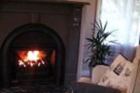 Hideaways At Red Hill Hotel - Accommodation Asia 0