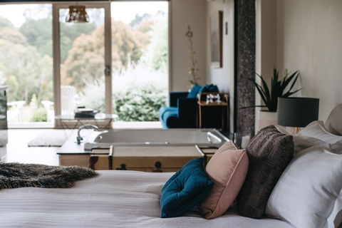 Polperro Villas - Accommodation Asia 5